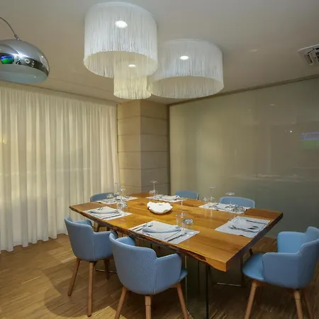 酒店 Priam, Affiliated By Melia Vlorë