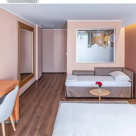Priam Affiliated By Meliá Vlorë