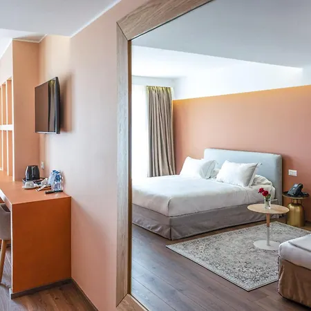 Priam Affiliated By Meliá Hotel 5*
