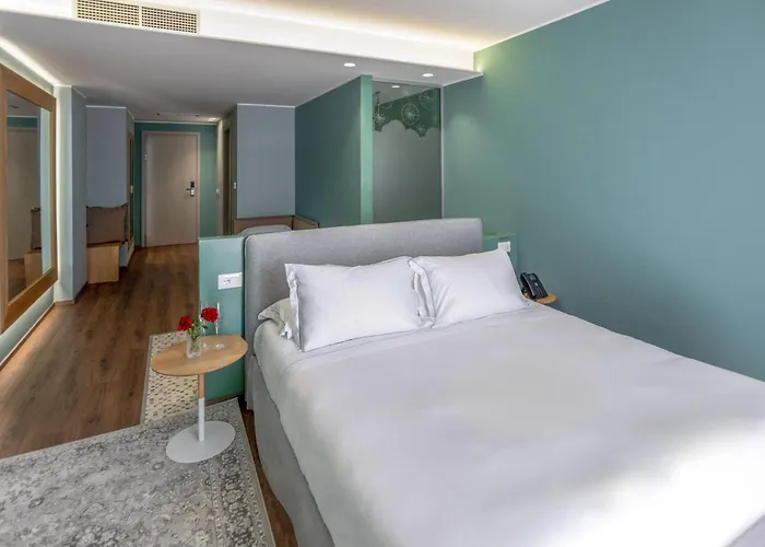 Priam Affiliated By Melia 5* Vlorë